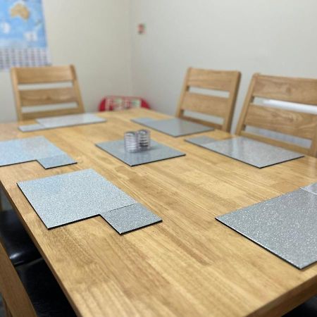 3 Bedroom Apartment, Ballymena, The Wee Stop Gap المظهر الخارجي الصورة