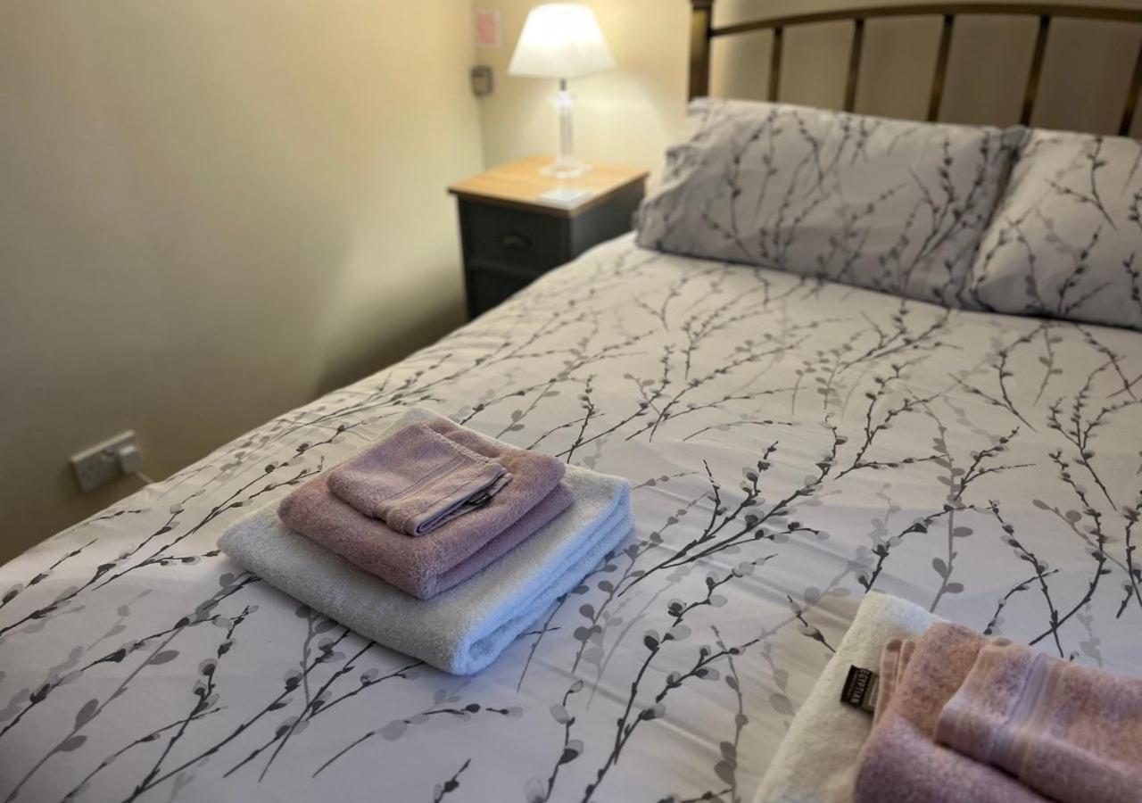 3 Bedroom Apartment, Ballymena, The Wee Stop Gap المظهر الخارجي الصورة