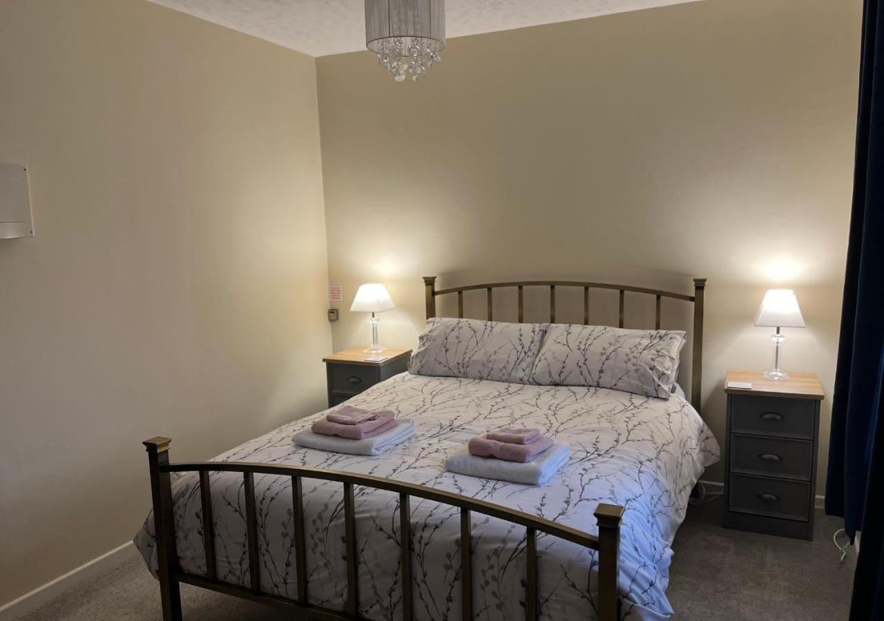 3 Bedroom Apartment, Ballymena, The Wee Stop Gap المظهر الخارجي الصورة