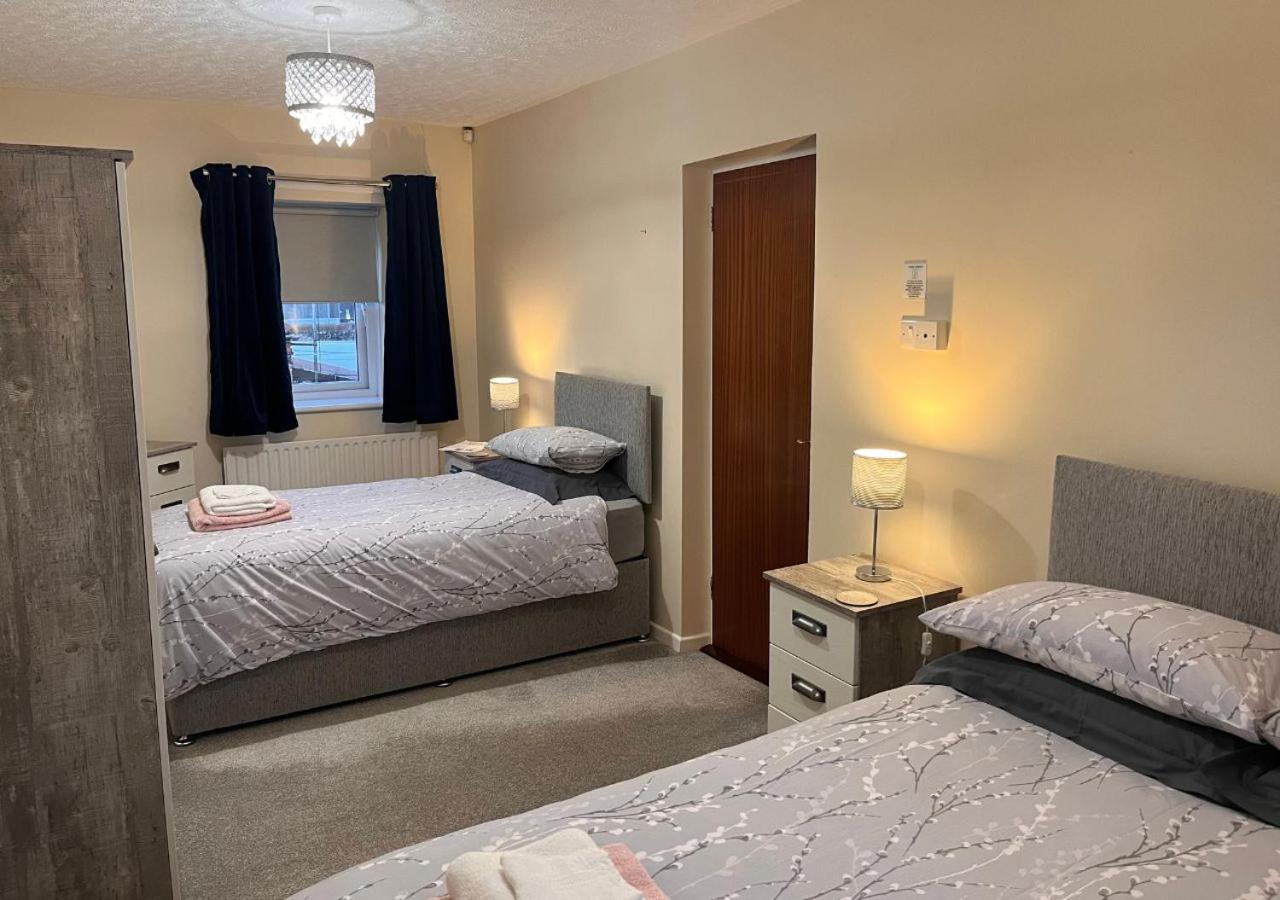 3 Bedroom Apartment, Ballymena, The Wee Stop Gap المظهر الخارجي الصورة