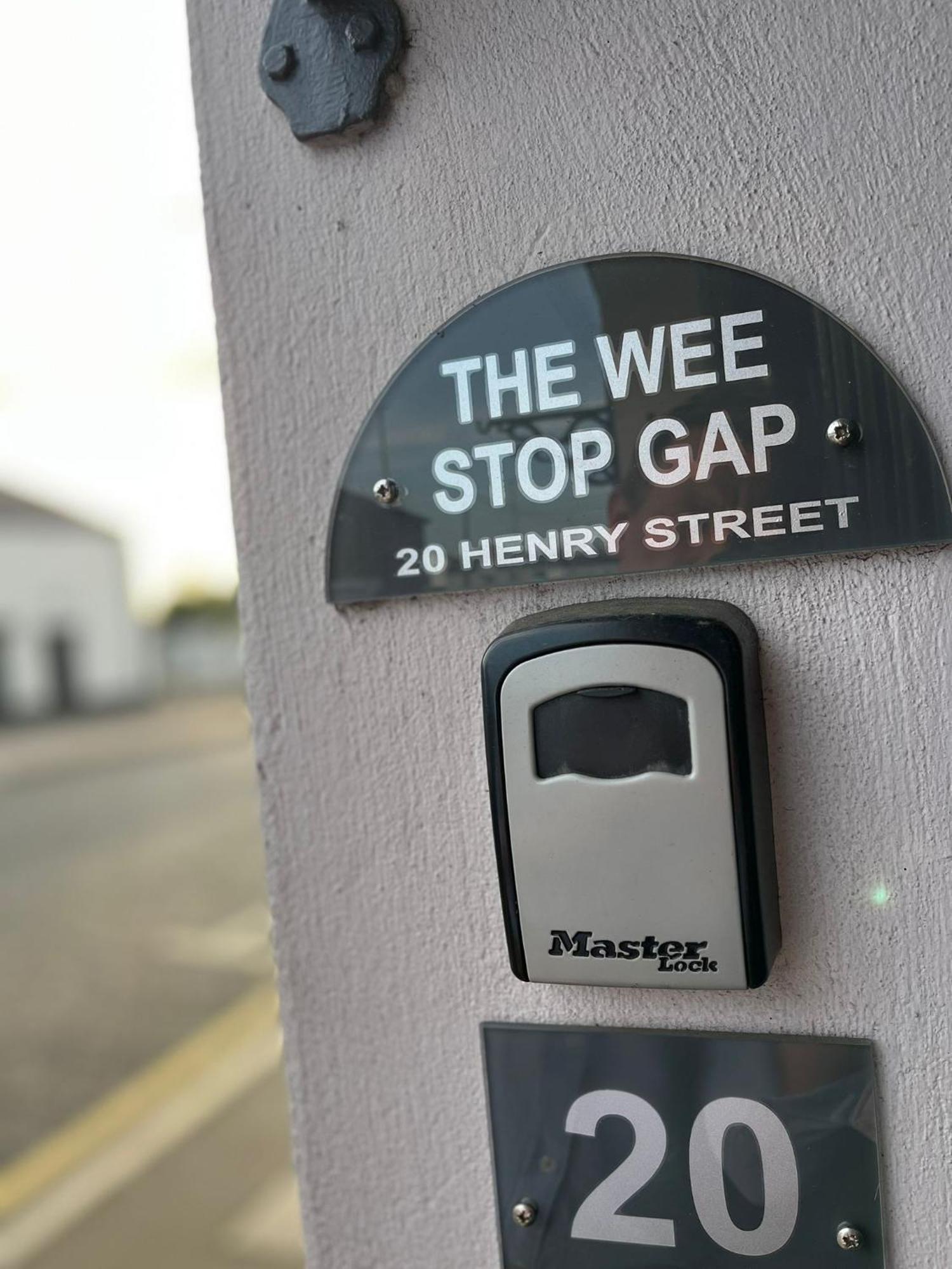 3 Bedroom Apartment, Ballymena, The Wee Stop Gap المظهر الخارجي الصورة